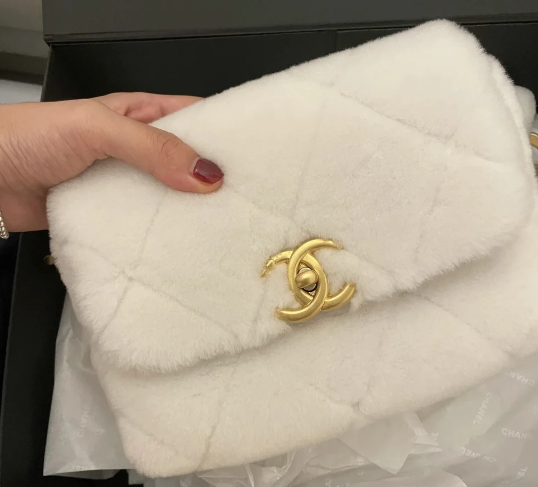 95新 Chanel/香奈儿 Rose/Chanel香奈儿毛毛包30开887010
