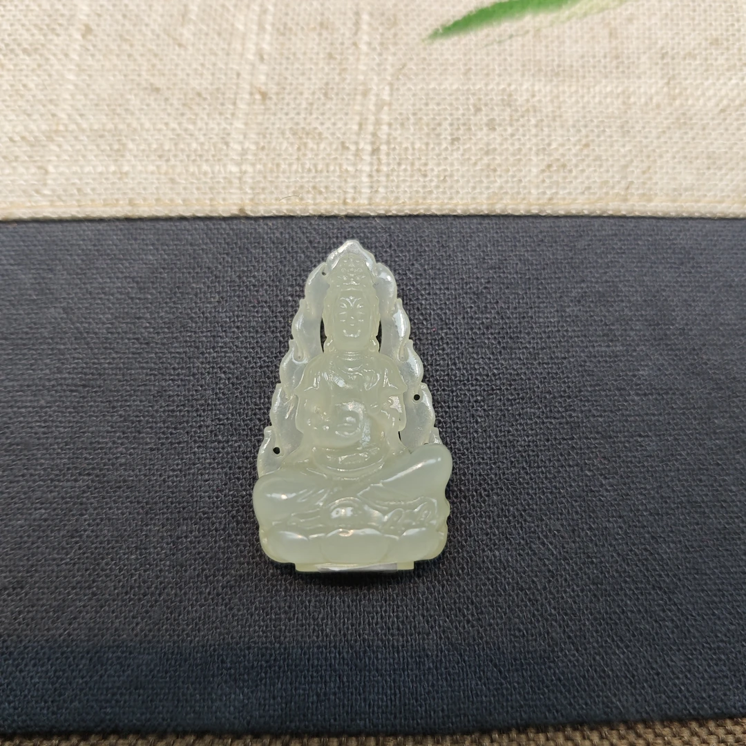 和田玉观音精工雕刻