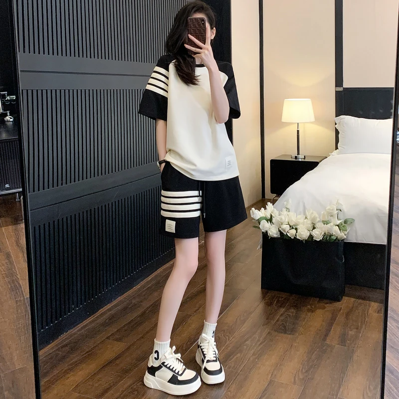 夏天休闲运动套装女夏2025新款爆款短袖短裤运动服两件套时尚洋气