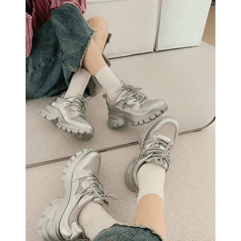 美洋MEIYANG 太空银休闲鞋 复古帅气未来感_圆头厚底运动老爹鞋