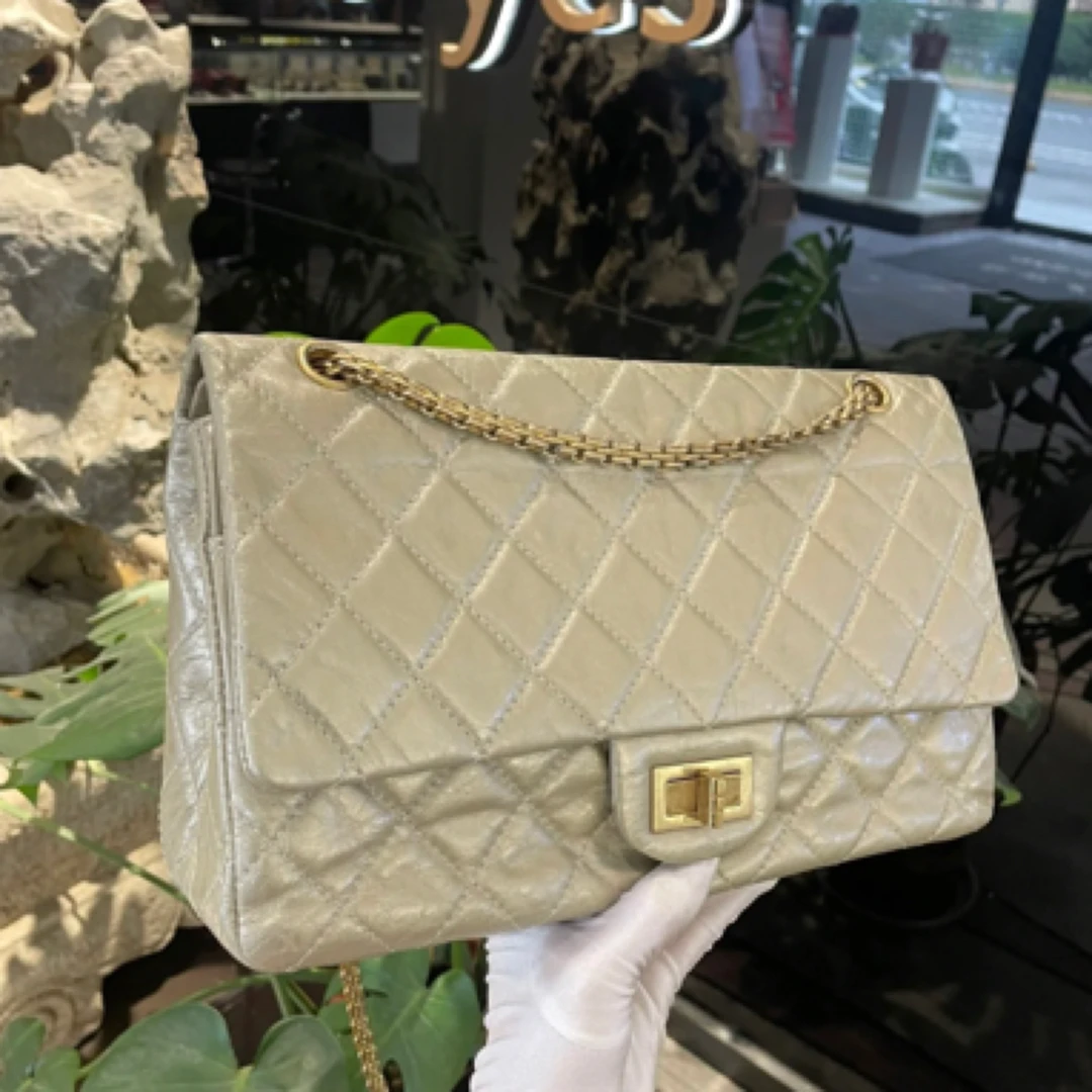95新 Chanel/香奈儿 2.55金色金扣斜挎包
