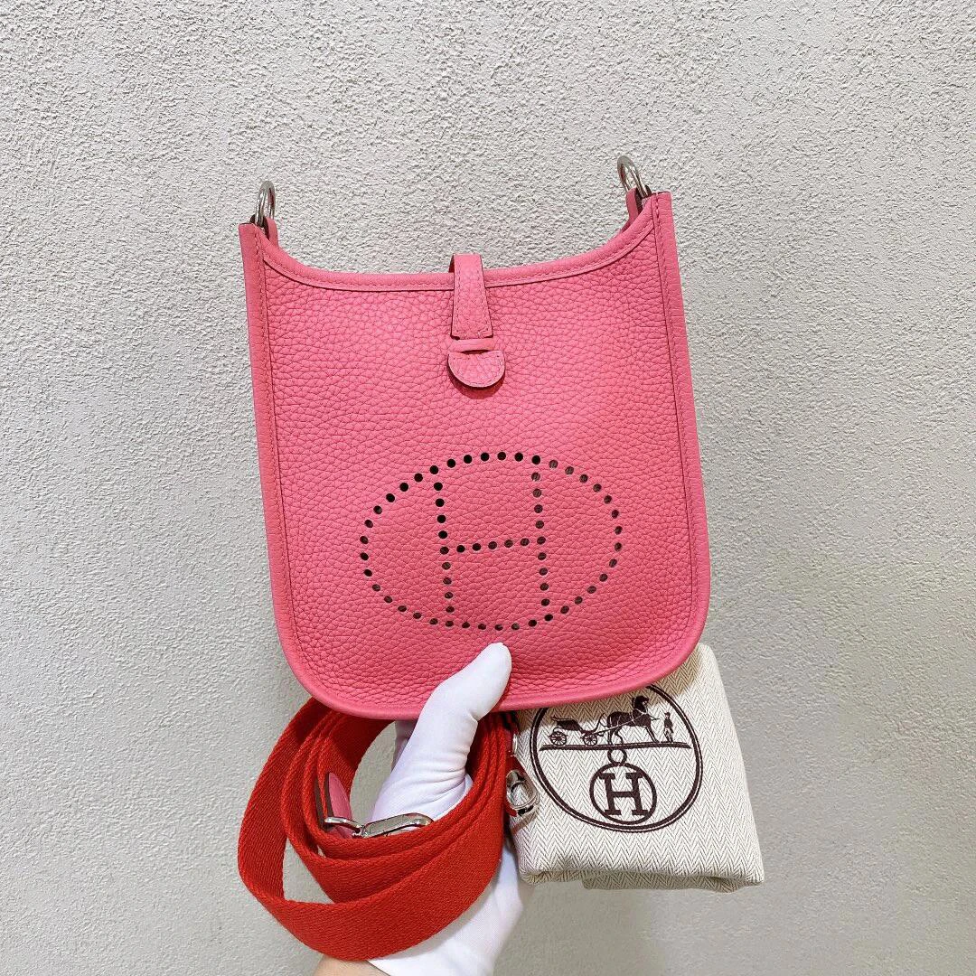 99新 Hermes/爱马仕 mini伊芙琳唇膏粉银扣单肩包  A刻