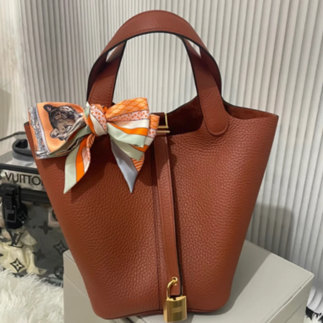 99新 Hermes/爱马仕 菜篮子18南瓜色金扣tc皮Z手提包