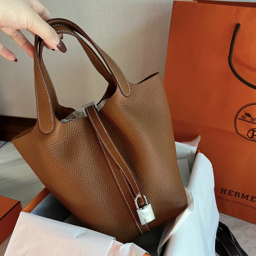99新 Hermes/爱马仕 菜篮子18金棕银扣框O手提包