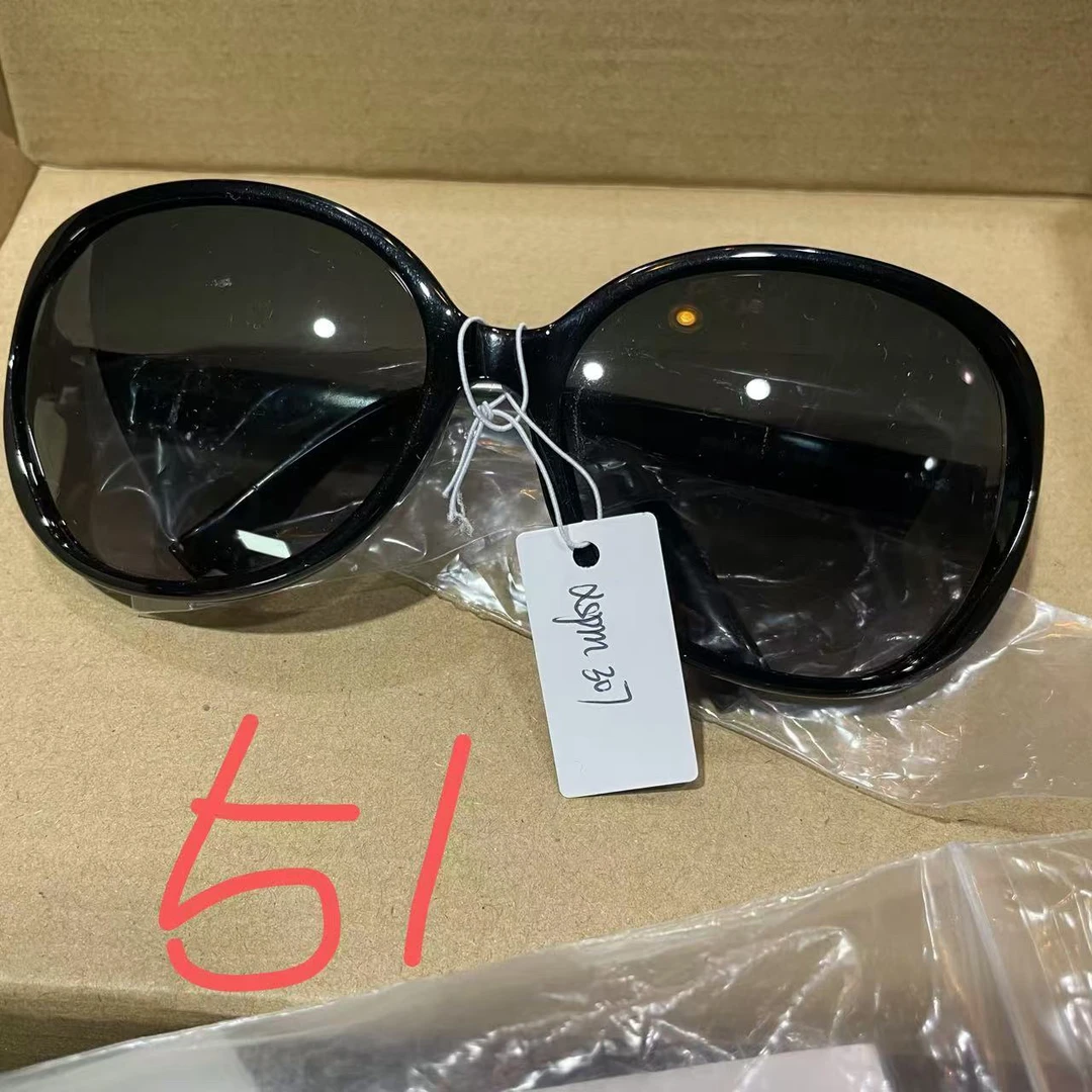 99新 FENDI/芬迪 墨镜xspm307