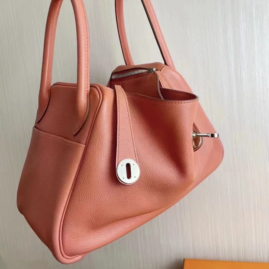 99新 Hermes/爱马仕 lindy30龙虾粉银扣o单肩包
