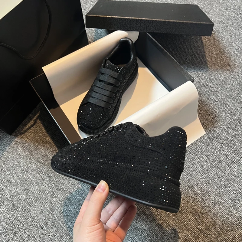 欧洲站满钻小白鞋女2025春夏爆款水钻百搭厚底休闲内增高松糕板鞋