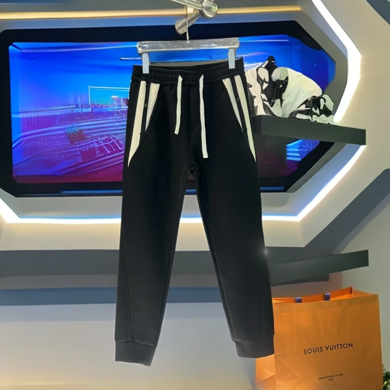 2024秋冬新款男士设计师潮流卫裤束脚拼接撞色铆钉时尚休闲裤-390