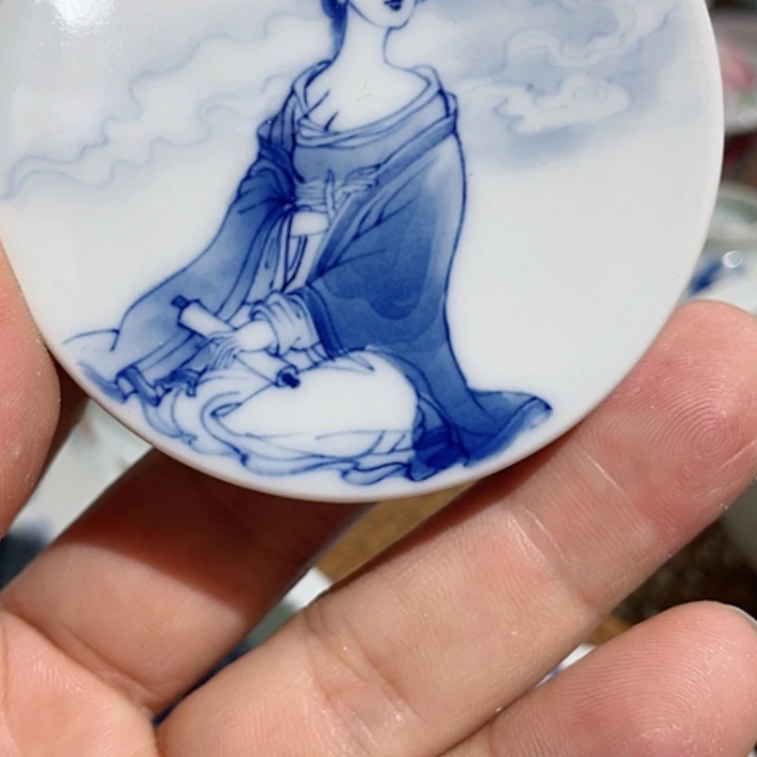 【闪购商品】陶瓷手工仕女盖置