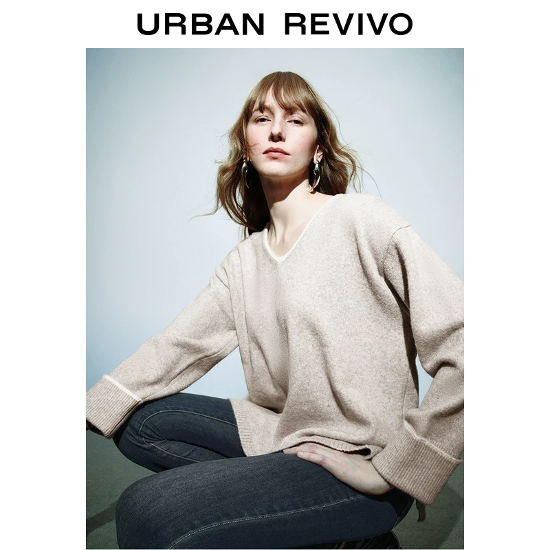 UR2024秋冬时尚撞色针织衫女装长袖宽松V领毛衫休闲气质UWM940038