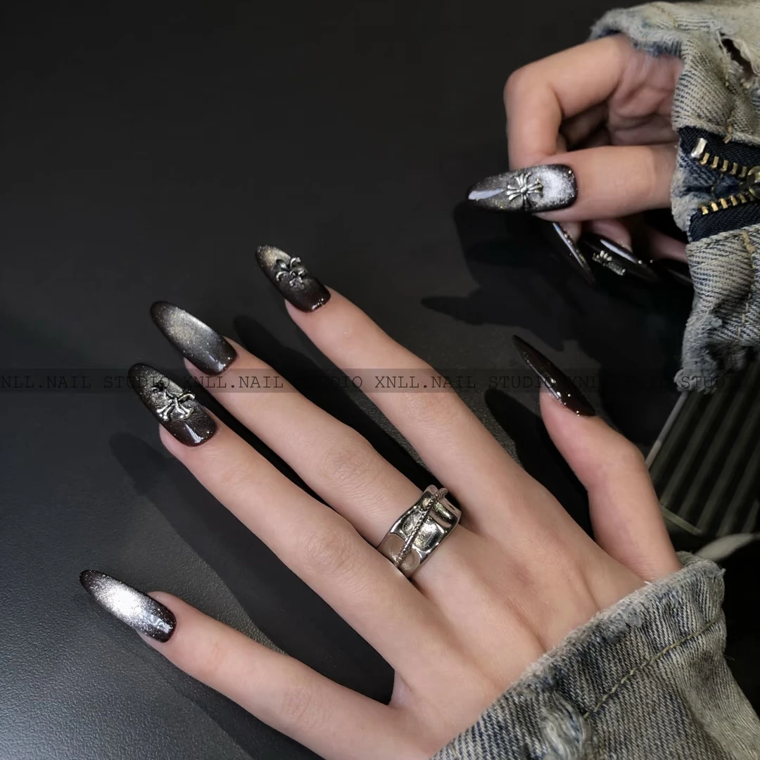暗黑追光猫眼手工美甲辣妹超酷穿戴式假指甲长款高级轻奢爆闪甲片