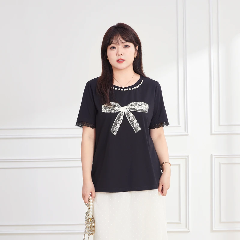 采多宝大码女装减龄圆领钉珠蝴蝶结蕾丝边T恤DXZ1766