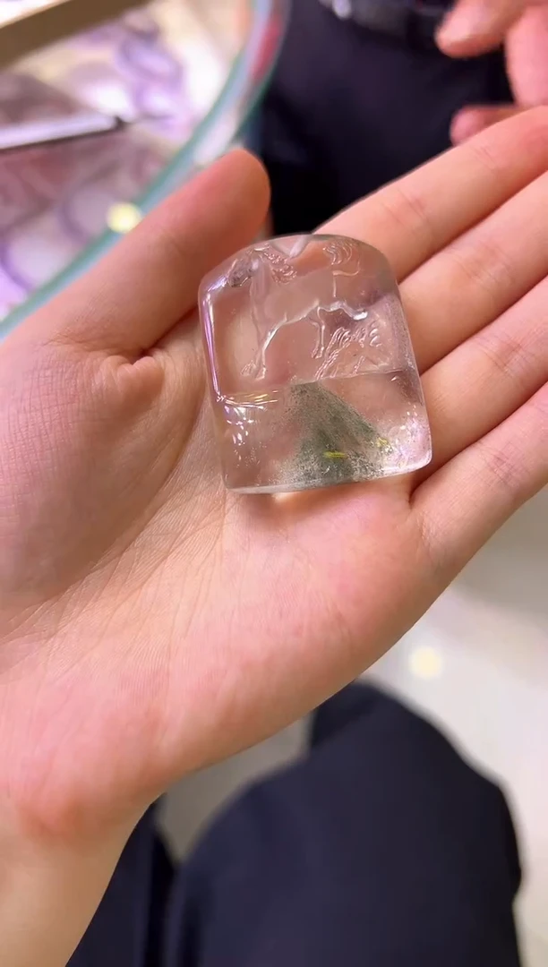 【闪购商品】水晶吊坠(赠链)未镶嵌B0608