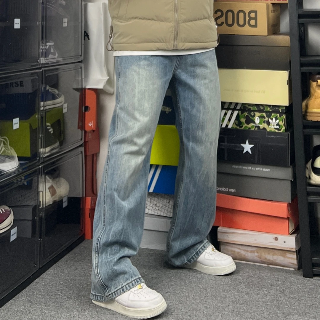 斌斌梨肌理裂纹微喇牛仔裤男2025年秋新款vibe风简洁感浅蓝色长裤