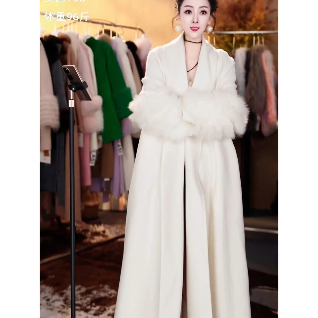 米白狐狸毛领拼接休闲羊绒衣纯色长款大气百搭2024年冬季加厚保暖