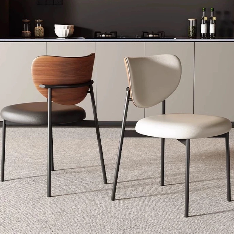意式极简设计师复古靠背椅子家用轻奢侘寂风现代中古软包餐椅家用