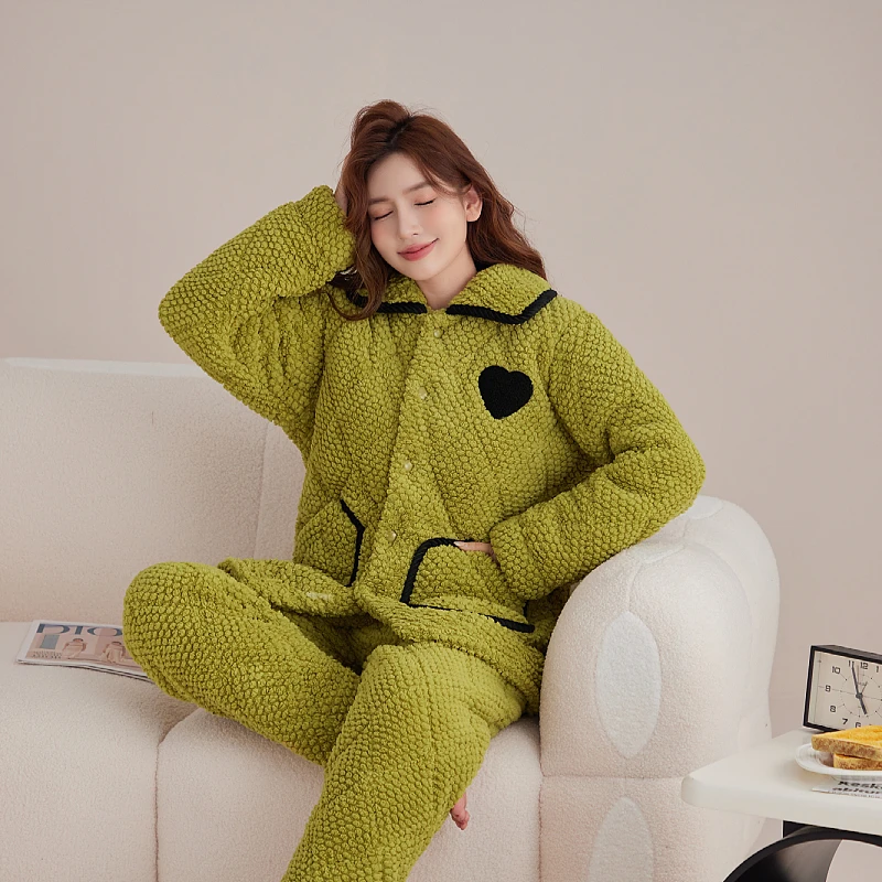 女士冬季新款加绒家居服三层加厚睡衣保暖玫瑰绒套装休闲家居服