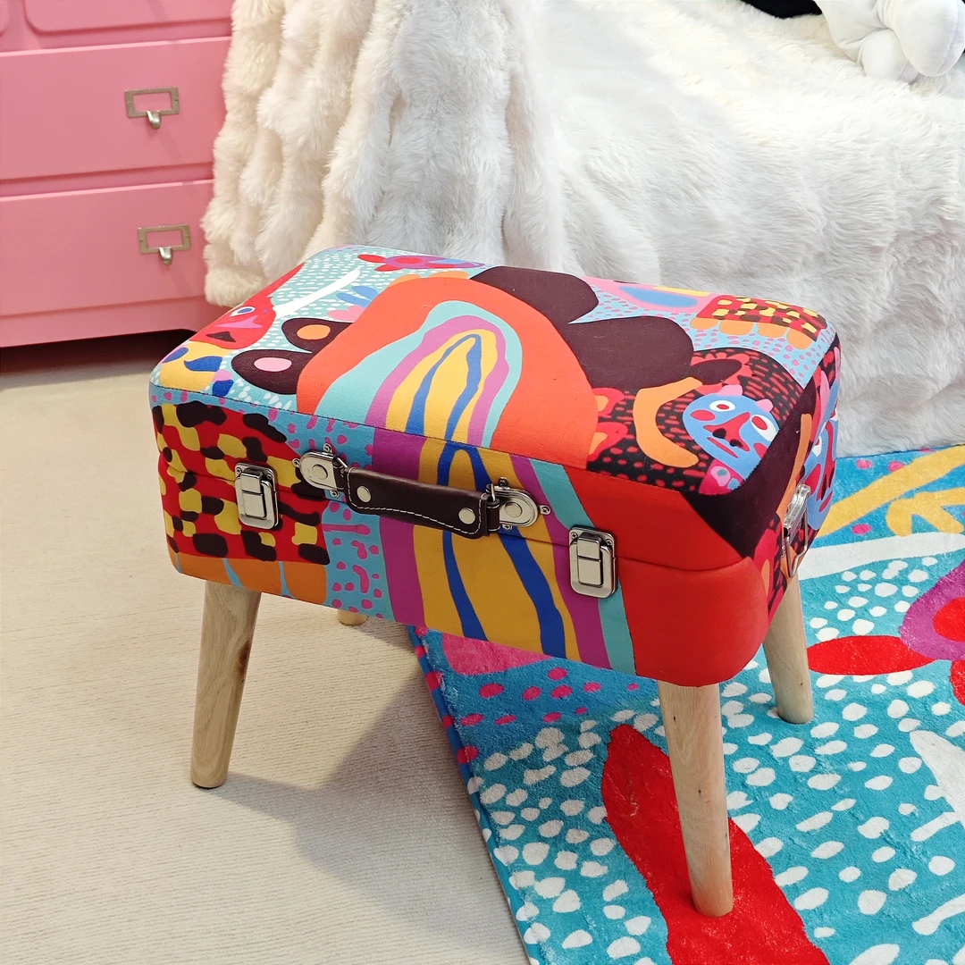 现代涂鸦风创意简约换鞋凳沙发脚踏搁脚凳布艺梳妆凳卡通