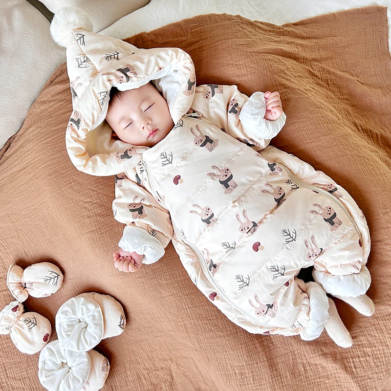 睿也婴儿连体羽绒服冬季新生婴幼儿连体衣外出服男女宝宝哈衣抱服