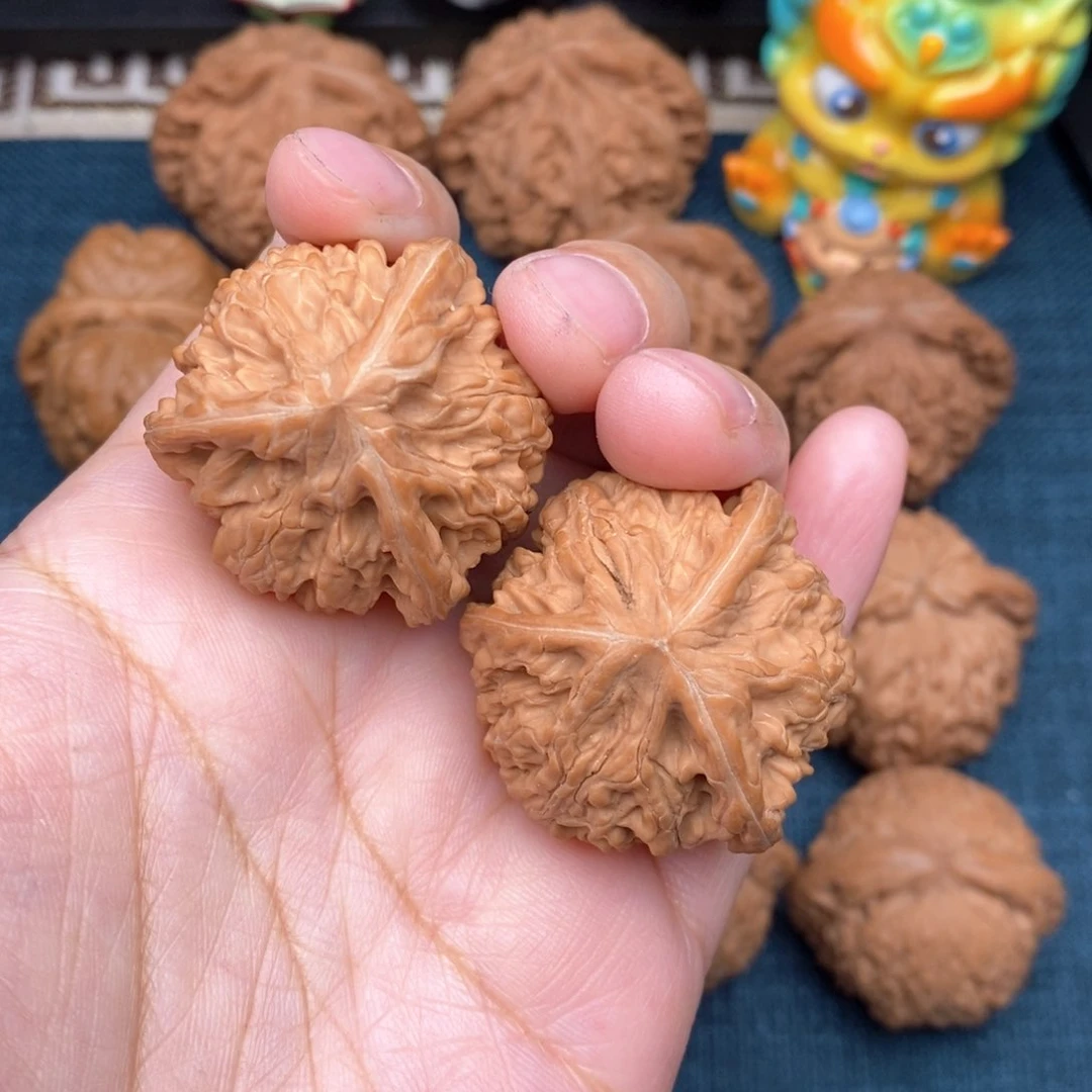 文玩核桃把件36毕业正球奔全品