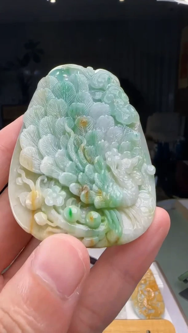 【闪购商品】翡翠吊坠(不含链)未镶嵌DY@@960Q1J08786