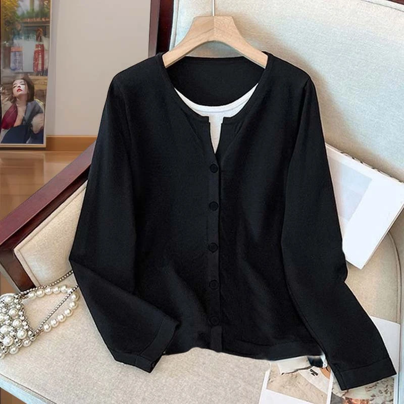 大码胖mm200斤韩系复古chic小众开衫假两件正肩上衣女秋冬长袖t恤