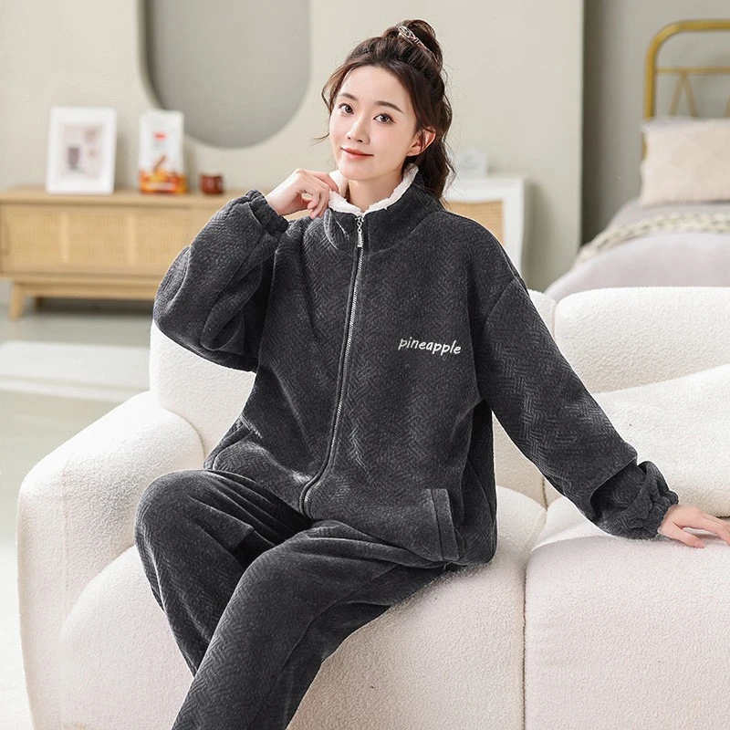 冬季加厚睡衣大码家居服女士加绒睡衣宽松胖MM280斤长袖保暖套装