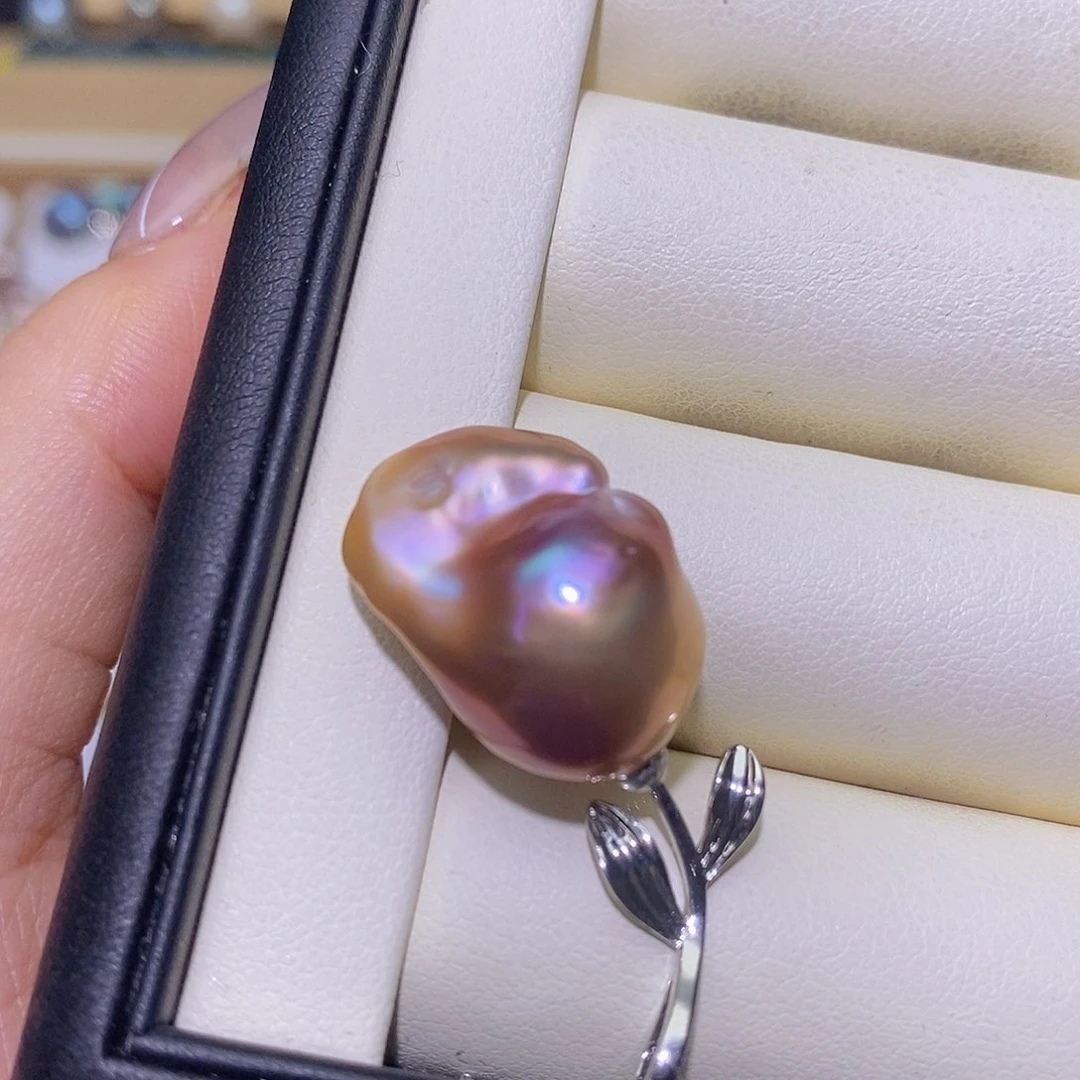 淡水珍珠颈饰合金