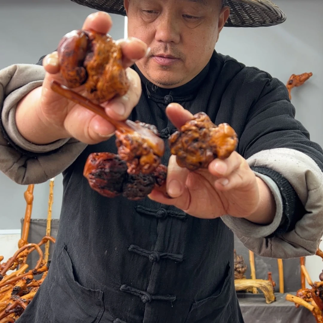 【闪购商品】黑果木其他吴****?车载023