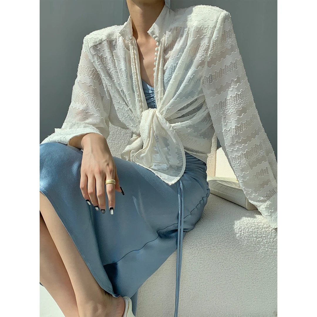 P0727C2217  多纽扣微透衬衫女防晒上衣