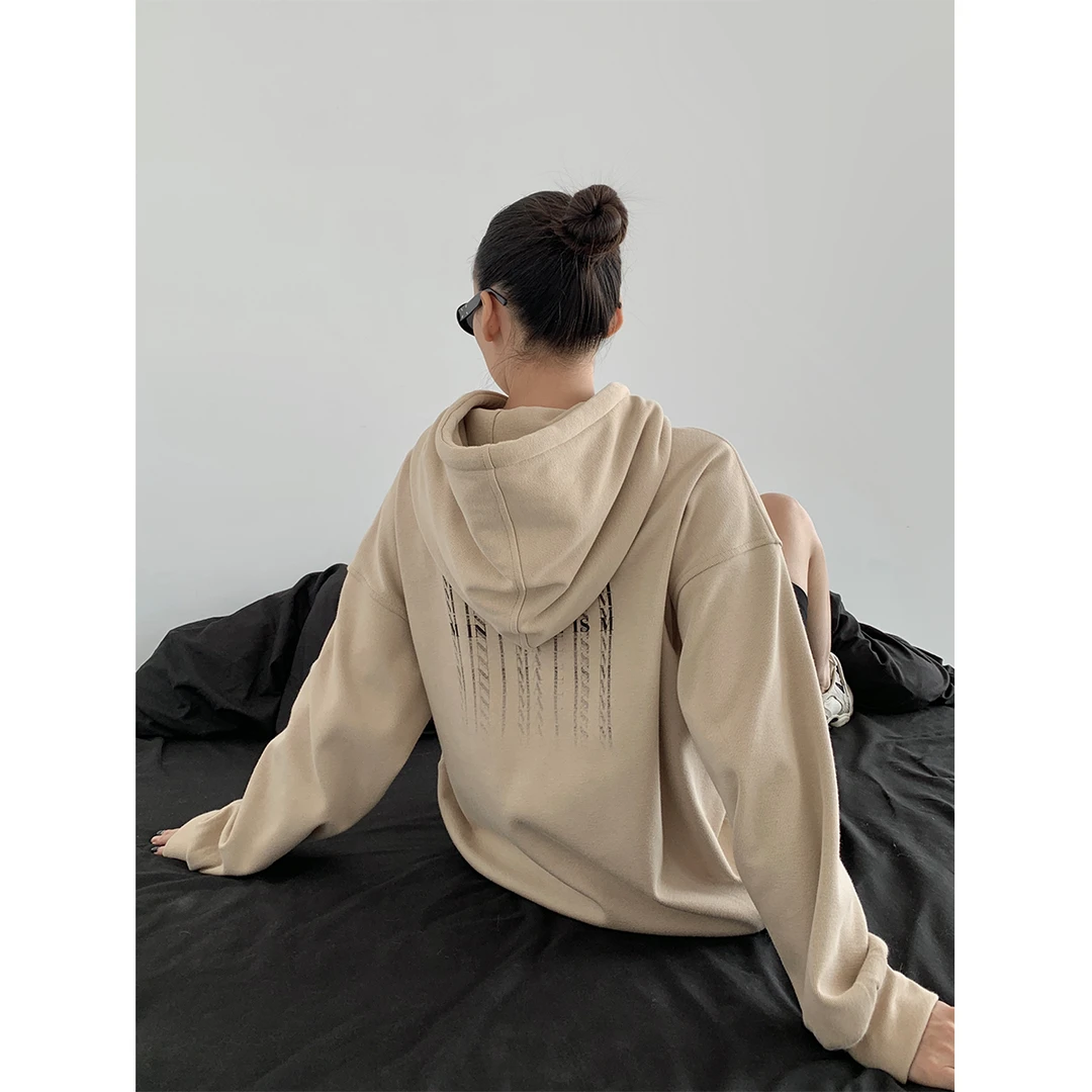 10.31  P1031Y2907  高级感加绒logo连帽卫衣休闲简约款上衣女