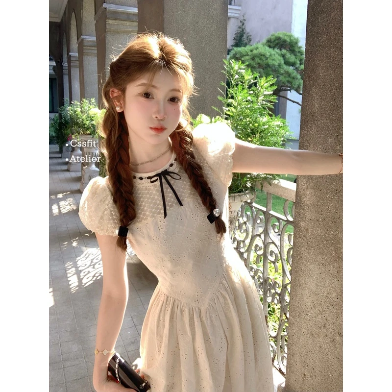 【折扣】偷心小执事 蝴蝶结拼接刺绣春夏超显瘦连衣裙长款