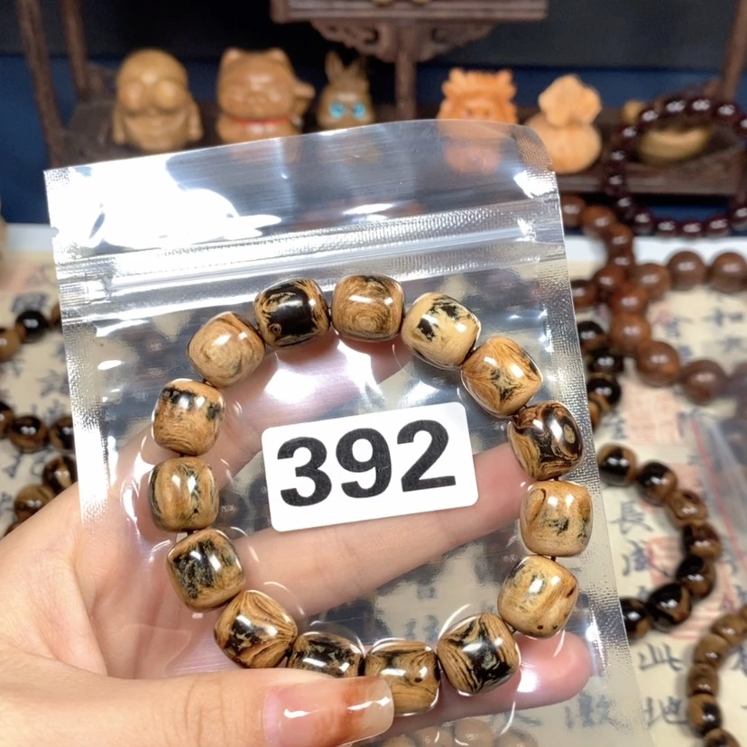 【闪购商品】392根雕鑫****收
