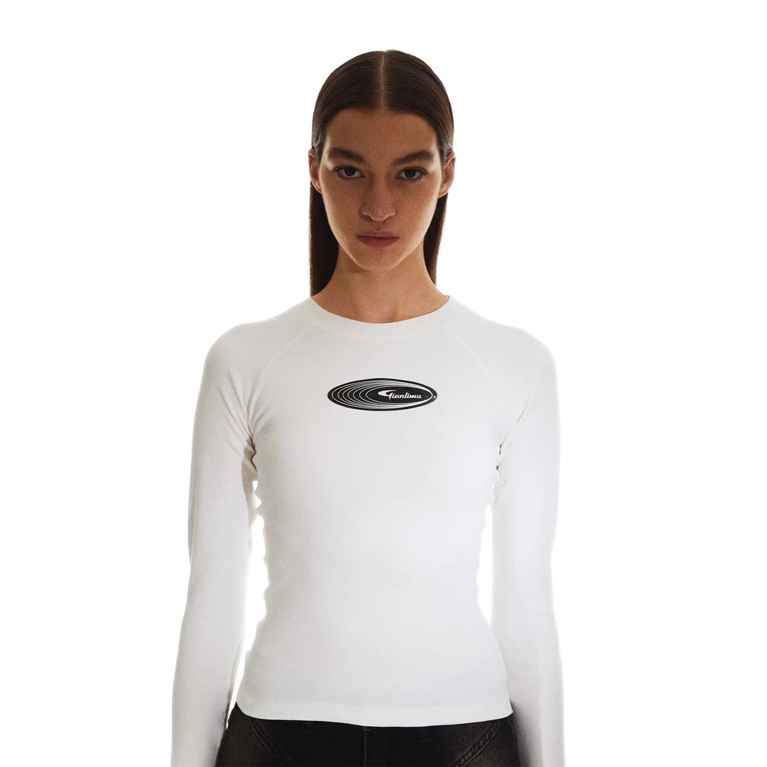 Qianlimu 秋季新款休闲紧身长袖上衣街头风插肩圆领修身打底T恤女