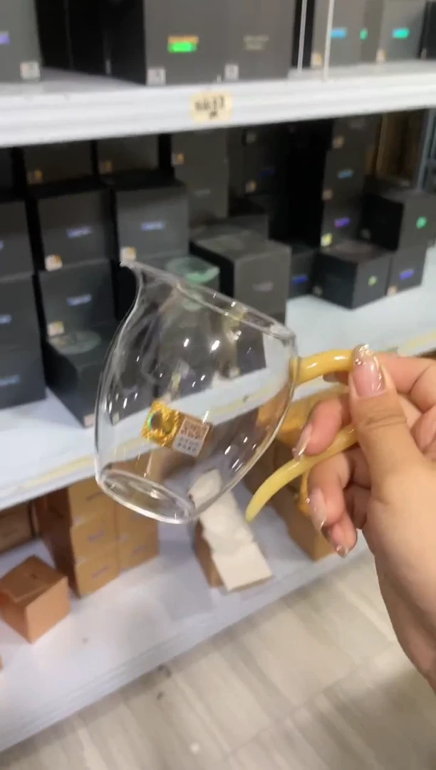 【闪购商品】禾器怡然金玉色。