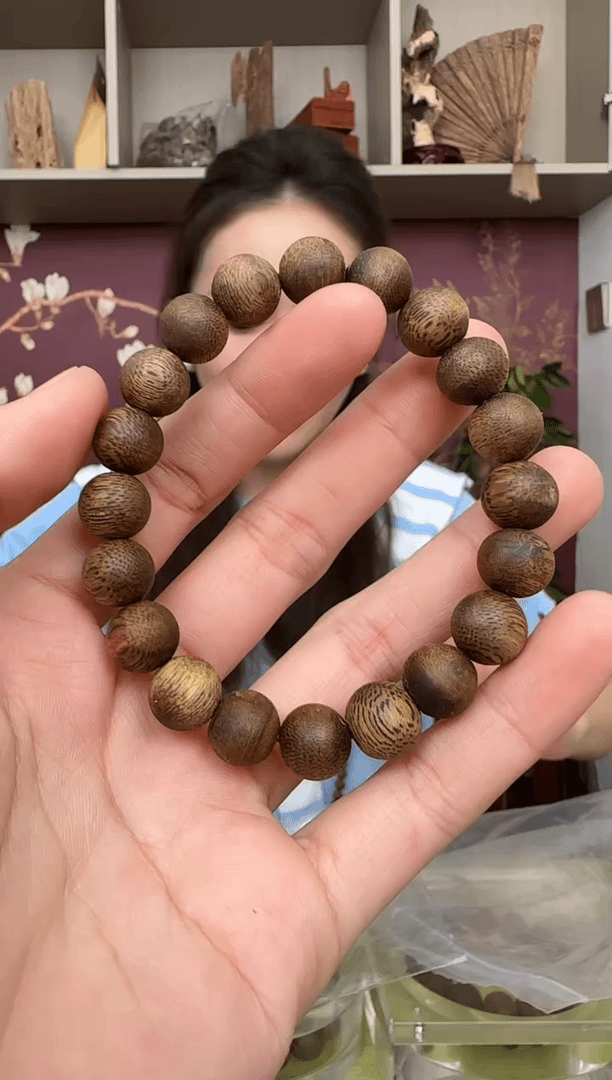 【闪购商品】沉香手串10绿奇楠圆珠单圈多样性发一