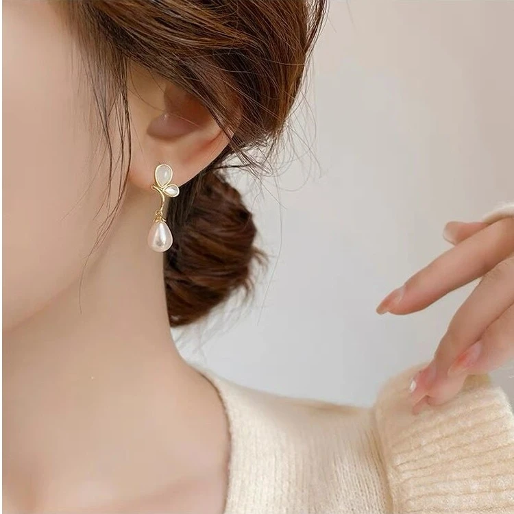 天然淡水珍珠耳环 甜美蝴蝶耳钉女 气质高级简约2024年新款潮耳饰