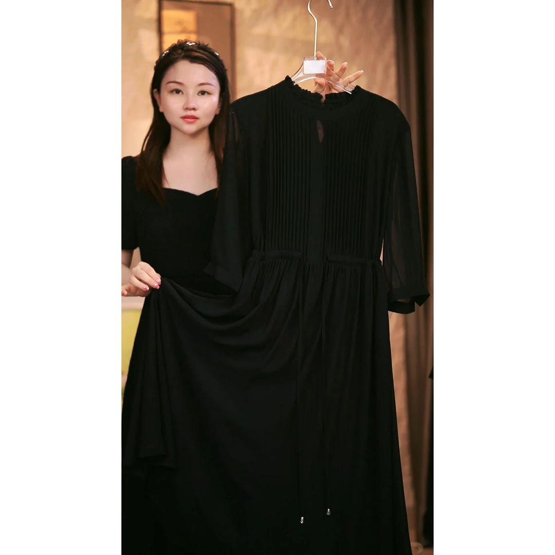 C16高定小黑裙XH中袖宽松连衣裙女装连衣裙显瘦碎花长款
