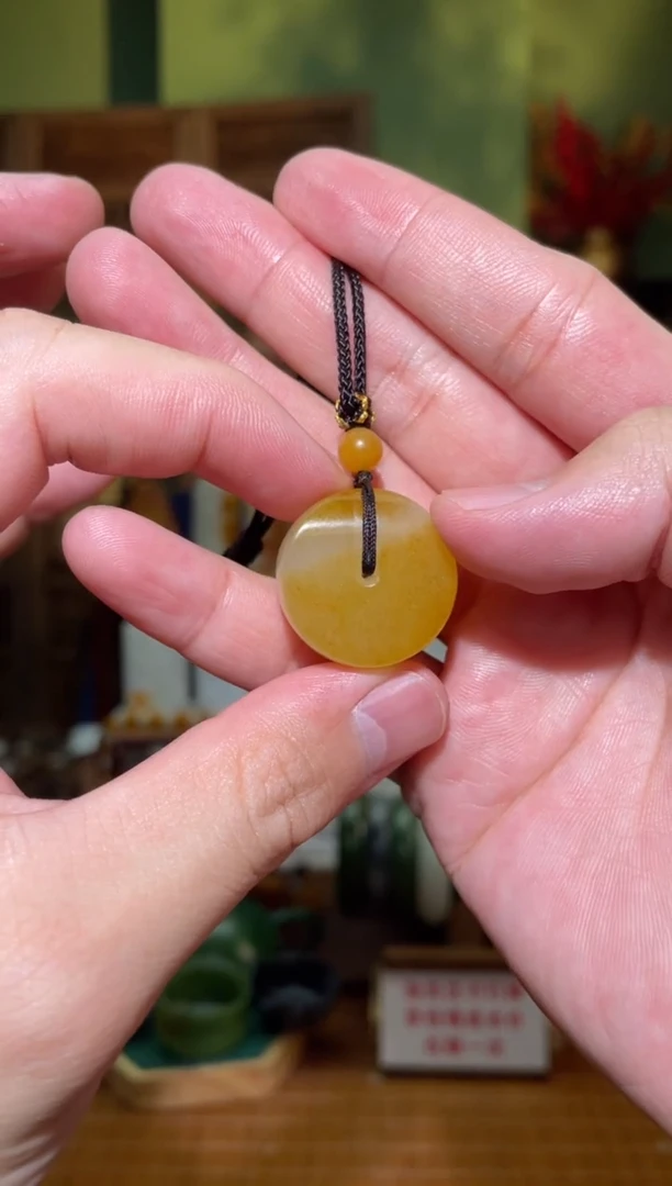 【闪购商品】和田玉吊坠(不含链)未镶嵌平安扣