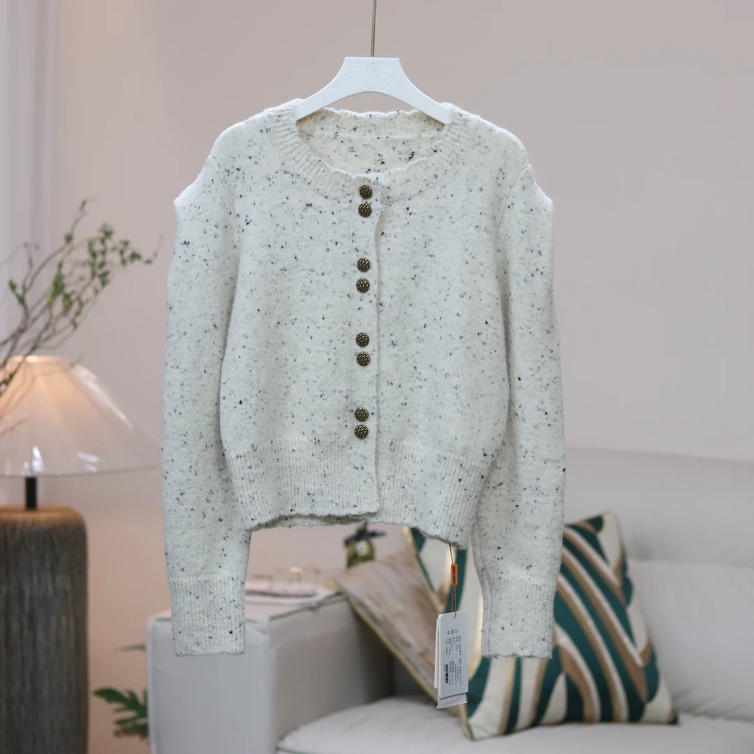 【3798】高品质原创设计双扣点点杏色毛衣开衫J