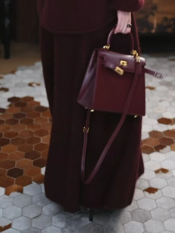 【桐柯】新中式设计师高级气质保暖秋冬季时尚休闲中长款针织裙