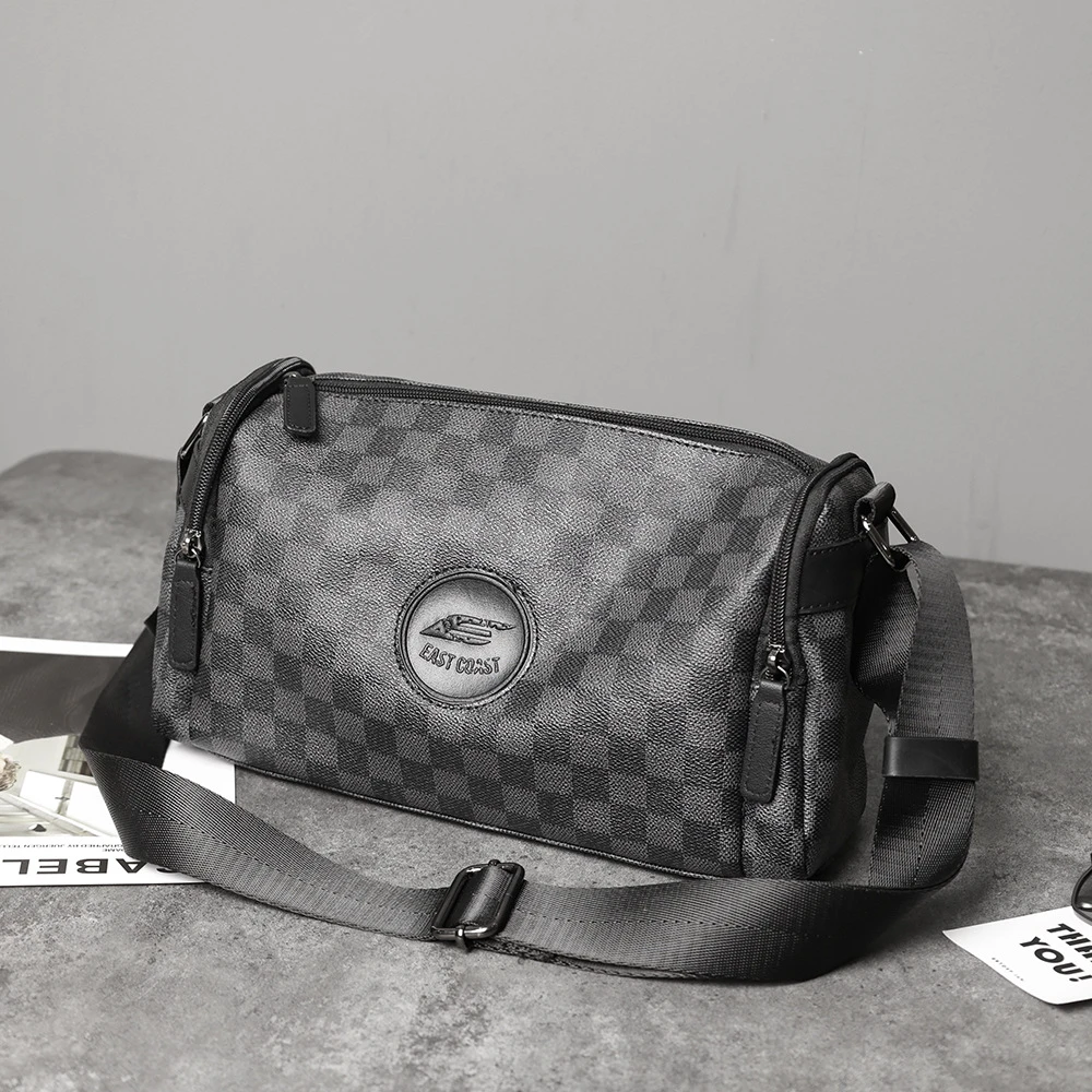 男士背包街头枕头包百搭牛皮单肩包专用通勤真皮斜挎包斜跨小方包