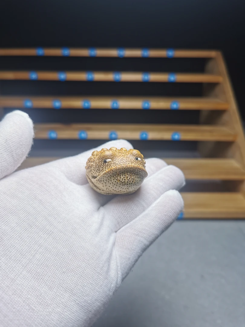 竹根雕 金蟾 小一把抓