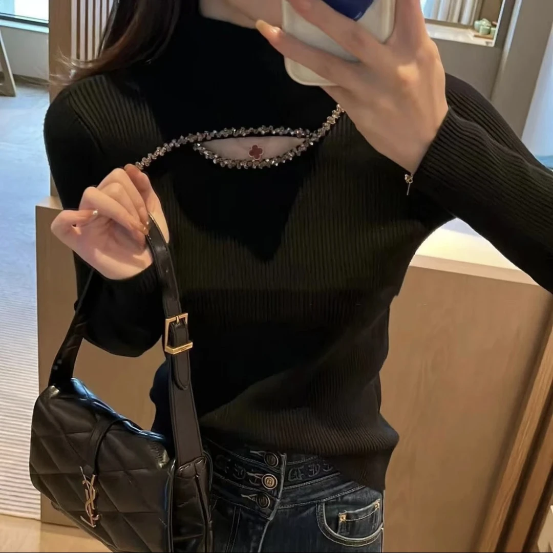 大码女装时尚百搭胖MM半高领套头针织衫秋季钉珠镂空小心机上衣潮