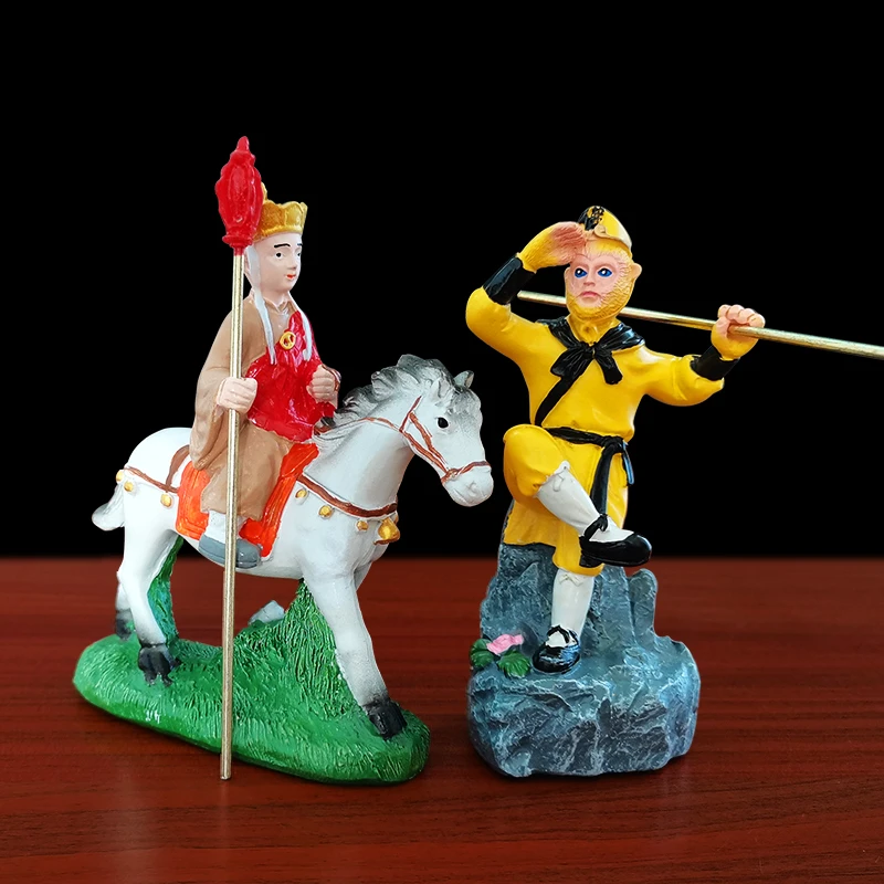 西游记系列孙悟空唐僧猪八戒树脂摆件生日礼物迷你创意车载摆饰