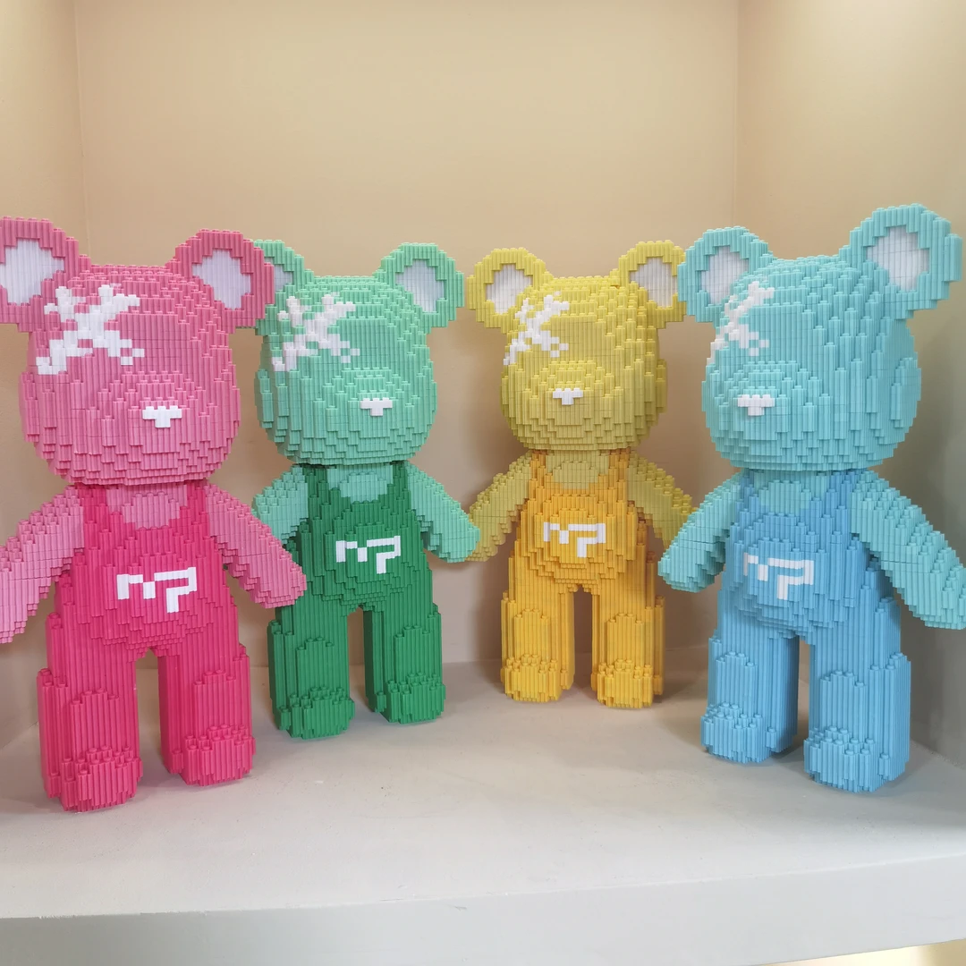 萌拼潮玩32厘米新版春夏秋冬四只背带熊拼接环保益智积木玩具礼物