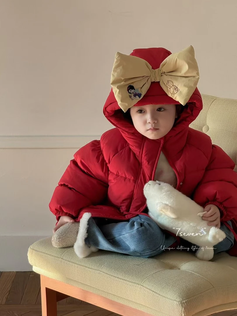 冬季女童红色蝴蝶结羽绒服连帽白雪公主风超级可爱