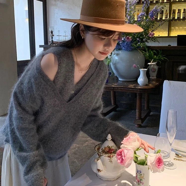 莉贝琳sisy超级马海毛毛衣气质V领蓬松柔软套头长袖针织衫164196