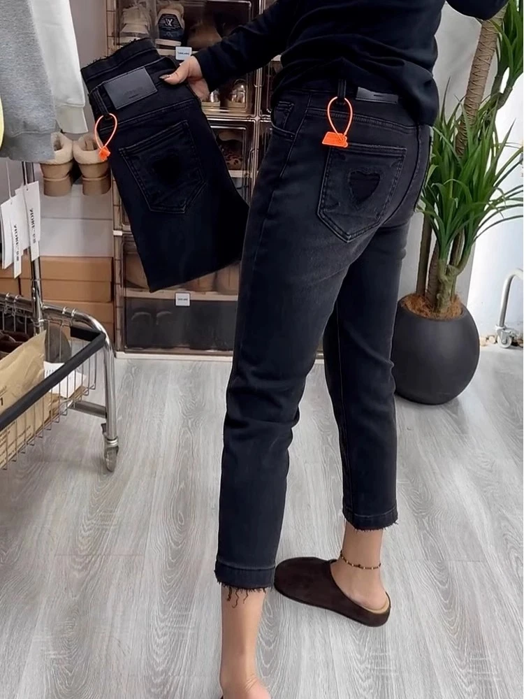 2024秋冬新款弹力复古加厚直筒牛仔裤大码梨型胖MM百搭九分烟管裤