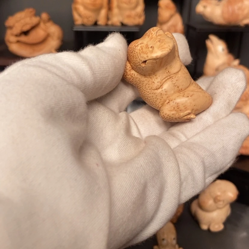 【闪购商品】竹根雕那****儿